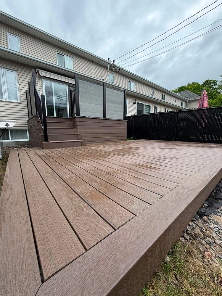 patio-timbertech-prime-saint-jerome-rangement-integre 1